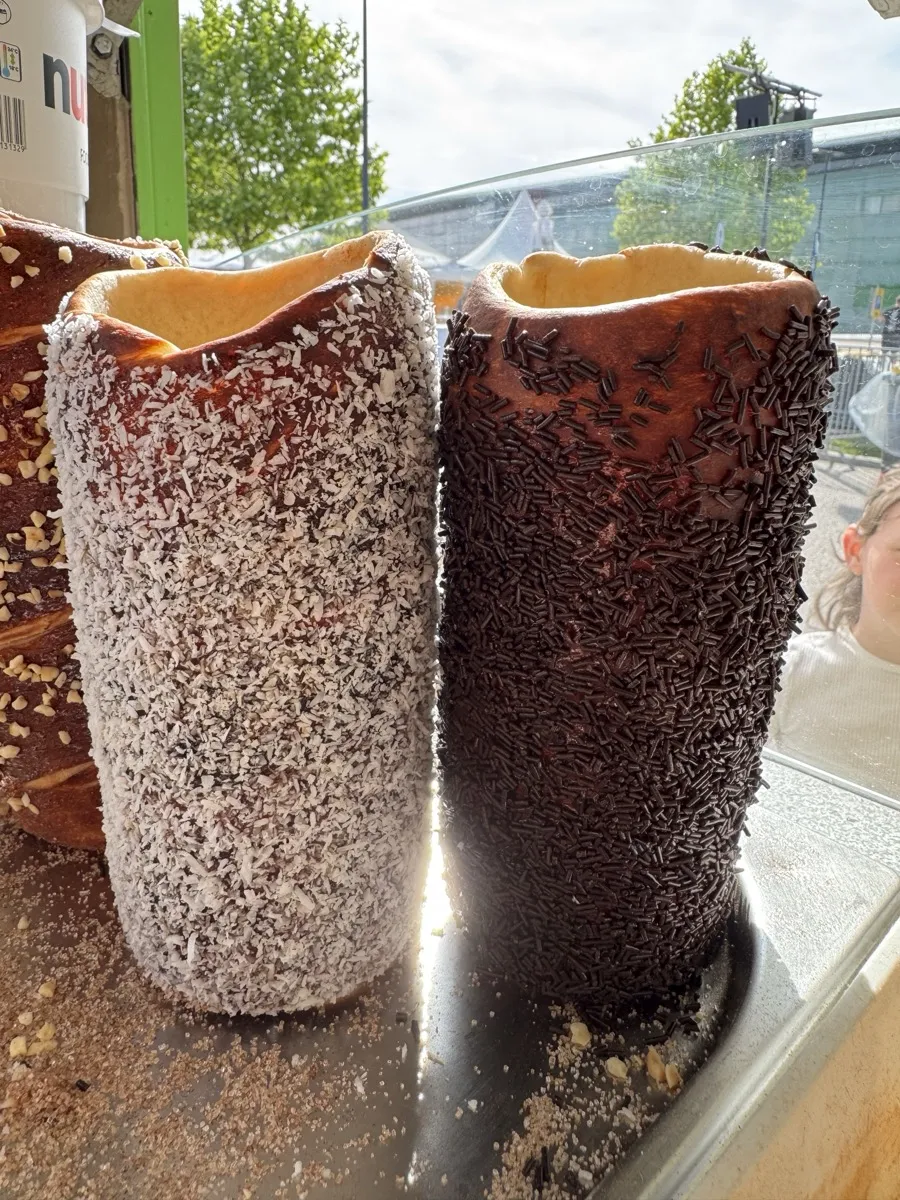 Baumstriezel mit Schokolade und Kokos